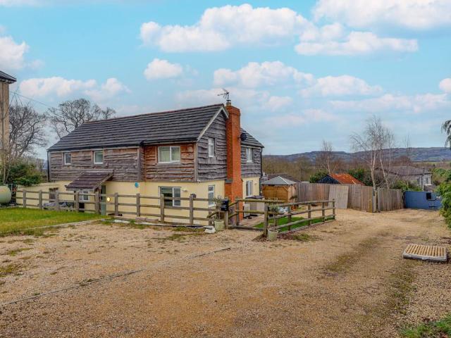 House for sale in Pamington, Gloucestershire