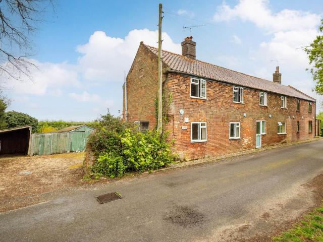 House for sale in Sutton, Comers