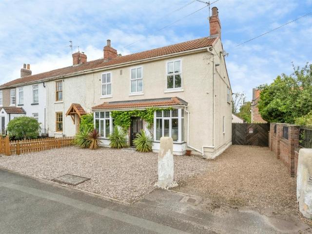 House for sale in Bessacarr, South Yorkshire