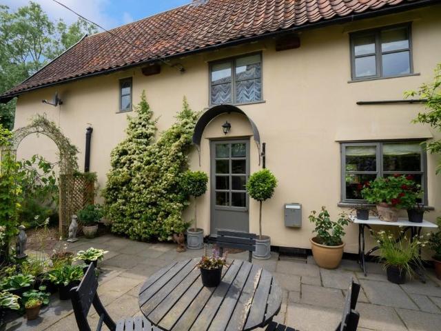 House for sale in Burgh St Peter, Norfolk