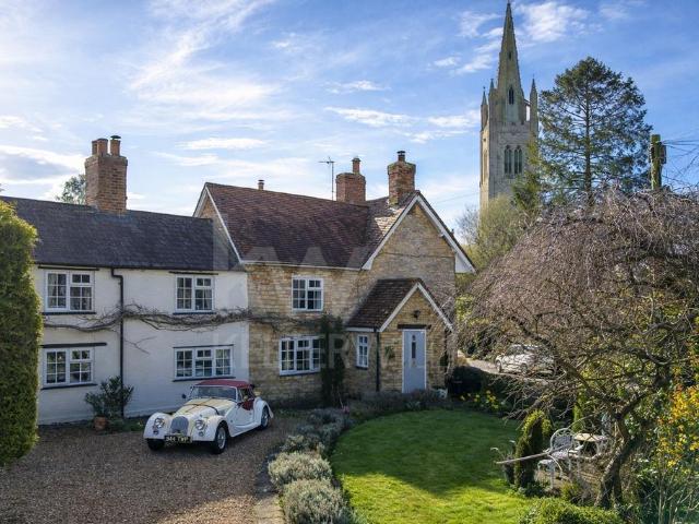 House for sale in Hanslope