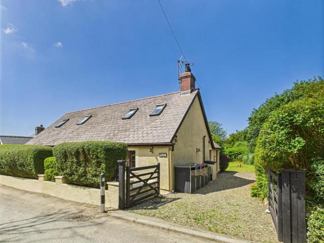 House for sale in Puncheston, Wales