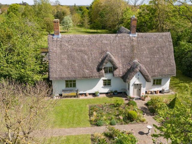 House for sale in Chelmondiston, Suffolk