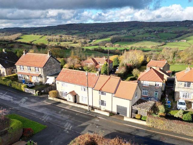 House for sale in Eskdaleside cum Ugglebarnby, North Yorkshire