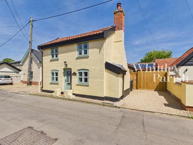 House for sale in Bedingfield, Suffolk