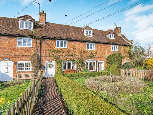 House for sale in King's Walden, Hertfordshire