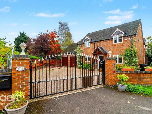 House for sale in Egginton, East Midlands