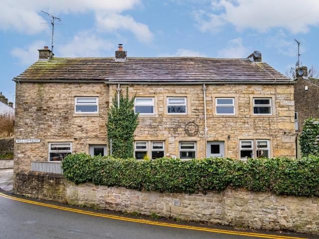House for sale in Higherford, Lancashire