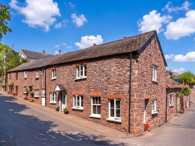 House for sale in Sandford, Newton St Cyres