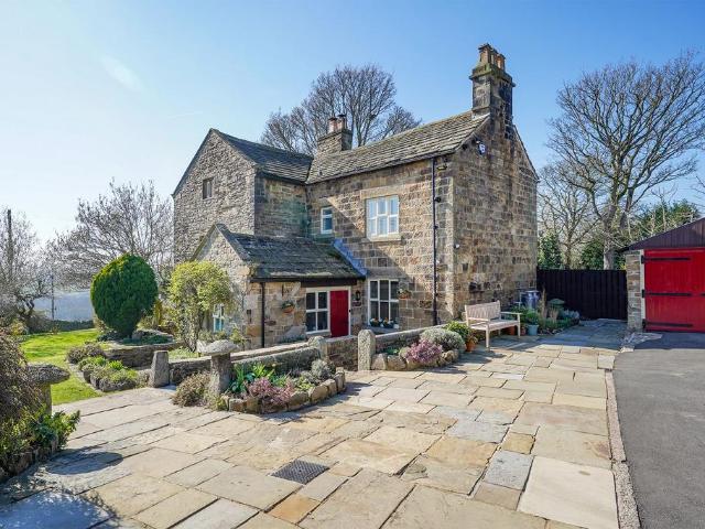 House for sale in Brackenfield, East Midlands