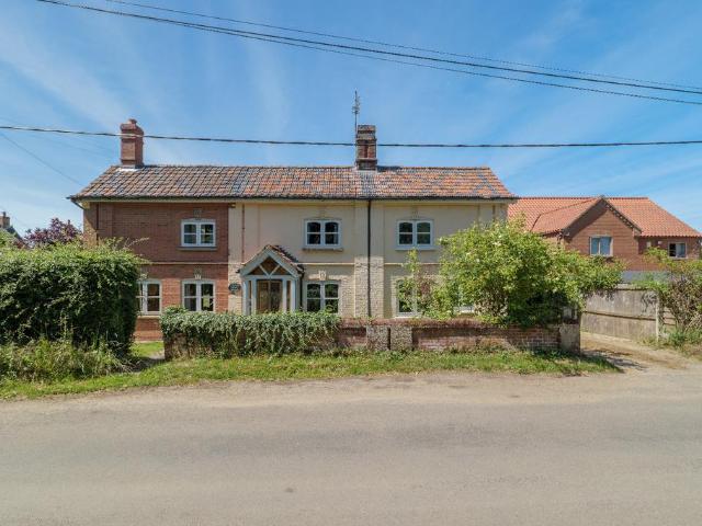 House for sale in East Tuddenham, Norfolk