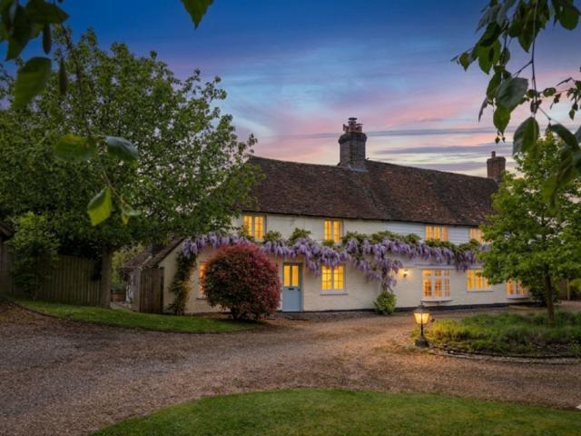 House for sale in Heathlands, East Sussex