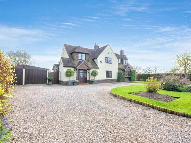 House for sale in Baswich, Staffordshire