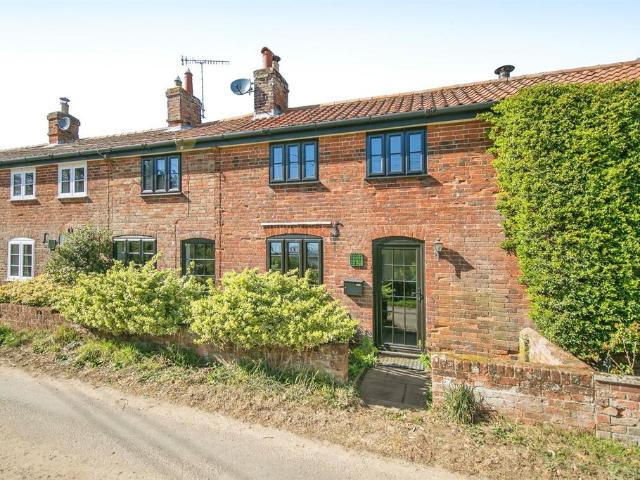 House for sale in Eastbridge, Suffolk