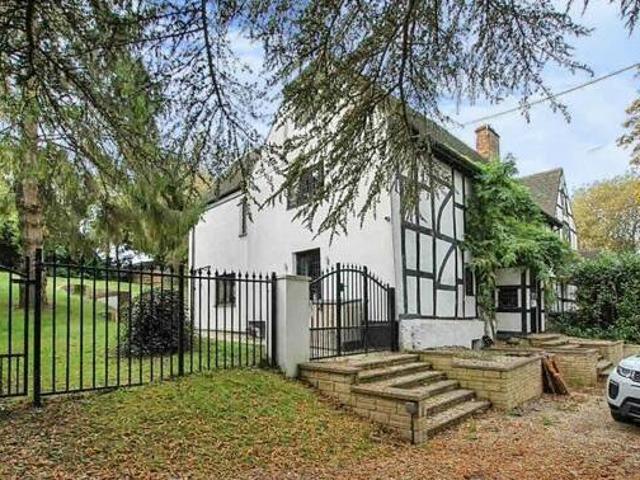 House for sale in Bafford, Golden Valley