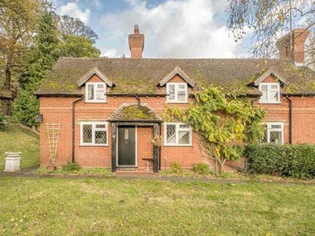 House for sale in Stourbridge, West Midlands