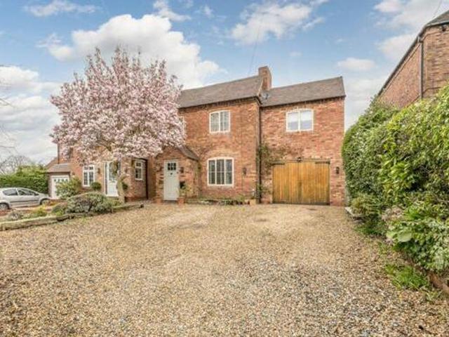 House for sale in Stourbridge, West Midlands