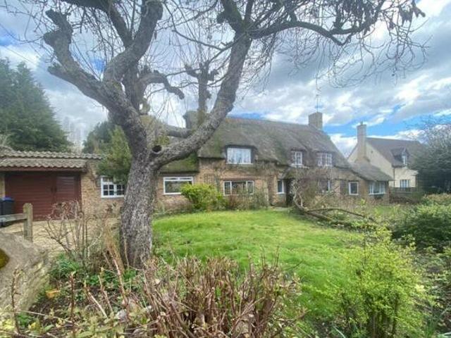 House for sale in Northampton, Northamptonshire