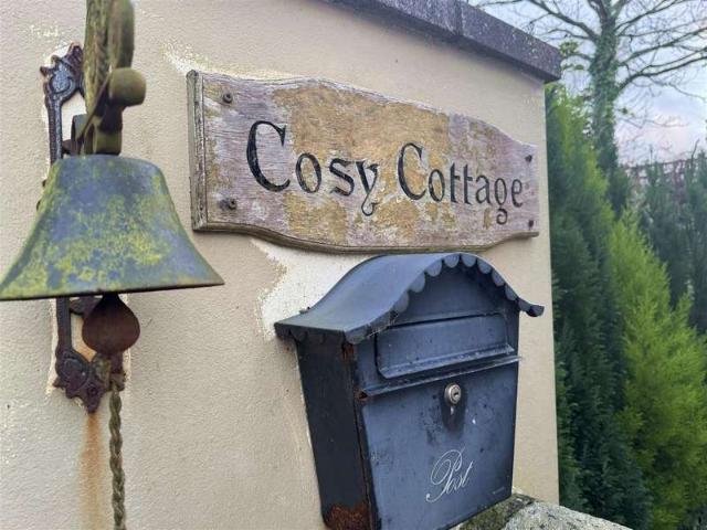 Cottage for sale in Hendra Croft, Cornwall