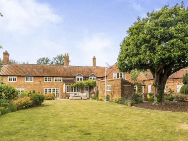 Cottage for sale in Barton In Fabis, East Midlands