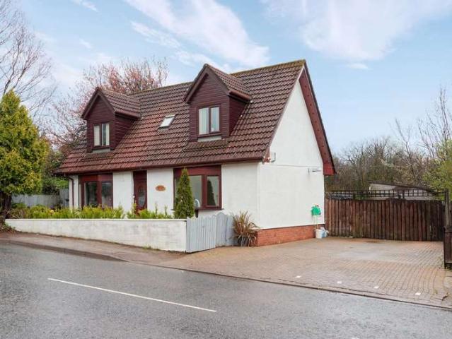 Cottage for sale in Longbar, Kilbirnie