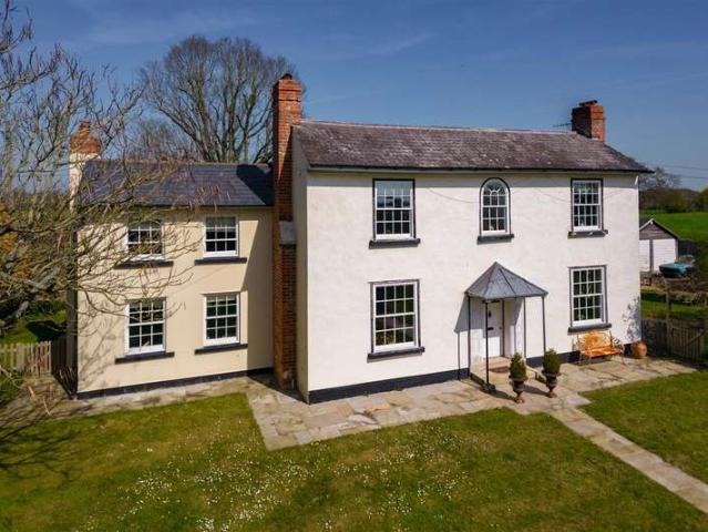 Cottage for sale in Forthampton, Worcestershire