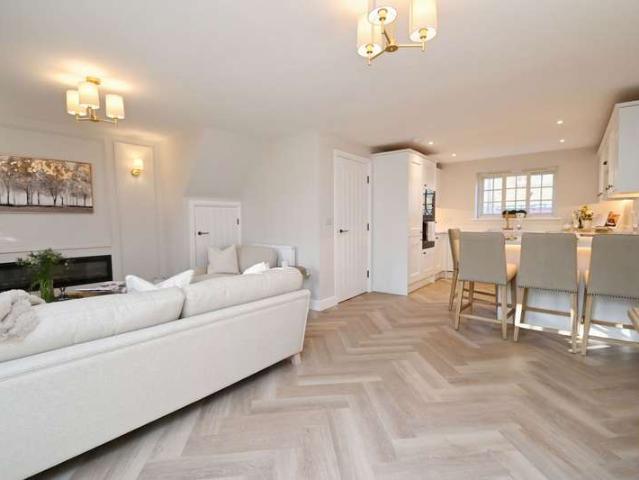 Cottage for sale in Elsecar, South Yorkshire