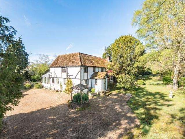 Cottage for sale in Heol-las, Surrey
