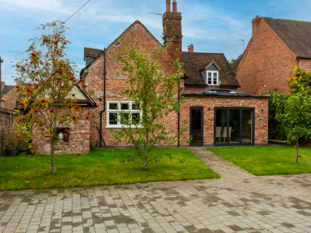 Cottage for sale in Catchems End, Wyre Forest