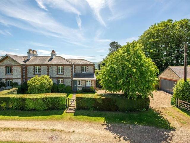 Cottage for sale in Pachesham Park, Surrey