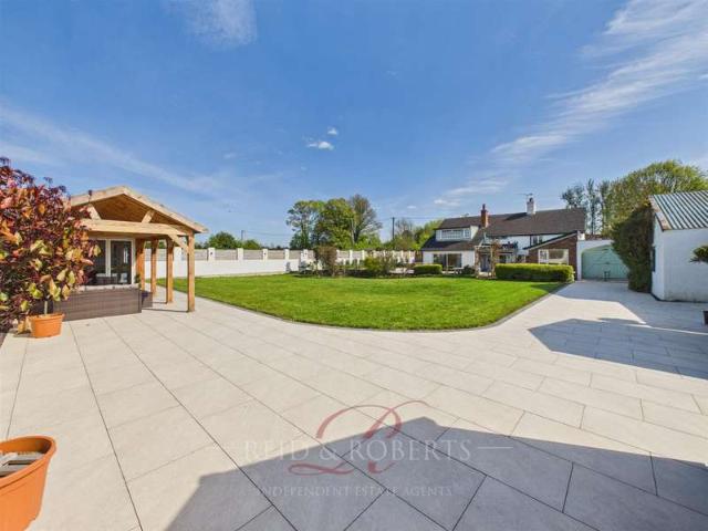 Cottage for sale in Bryn Mawr, Wales