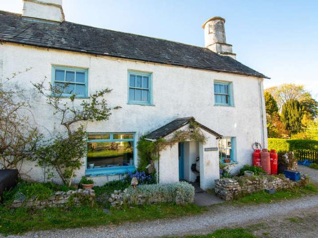 Cottage for sale in Plumgarths, Burneside
