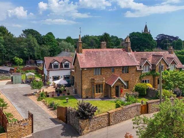 Cottage for sale in Milton Malsor