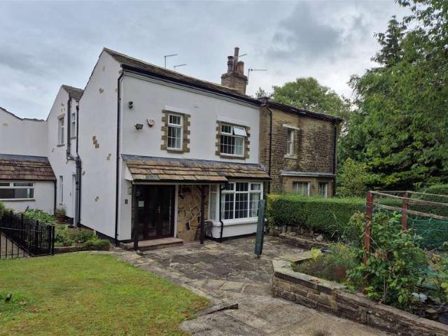 Cottage for sale in Undercliffe, West Yorkshire