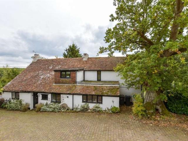 Cottage for sale in Hackington, The Bridge