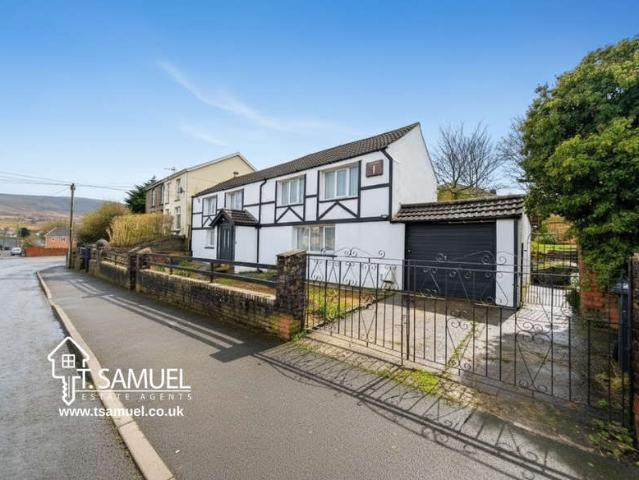 Cottage for sale in Hirwaun