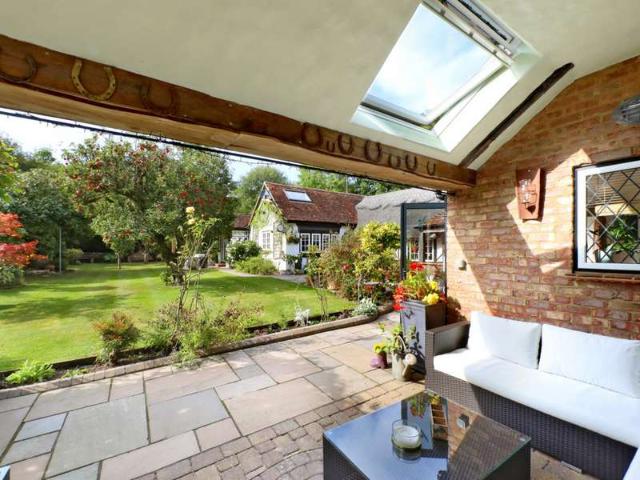 Cottage for sale in Amersham, Buckinghamshire