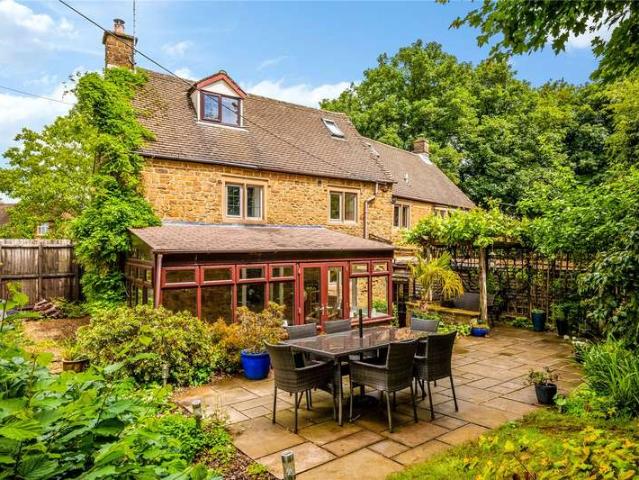 Cottage for sale in Drayton, Cherwell