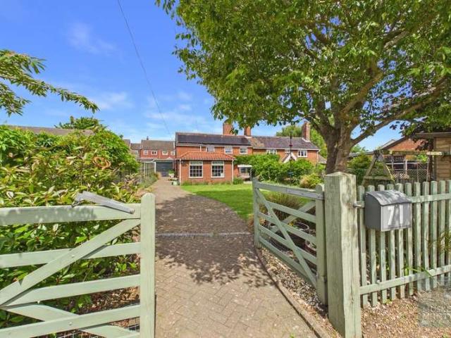 Cottage for sale in Burgh St Peter, Norfolk
