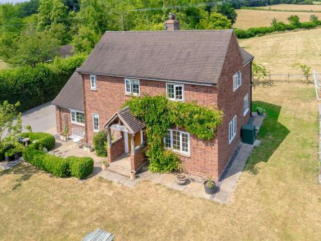 Cottage for sale in Forthampton, Worcestershire