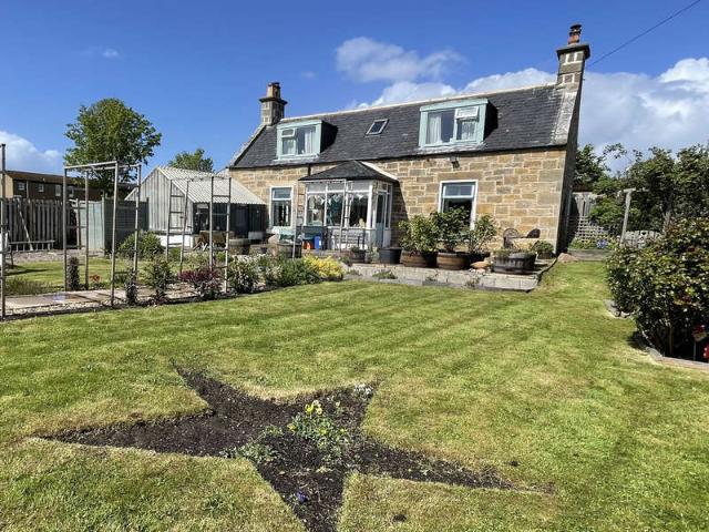 Cottage for sale in Forres, Scotland