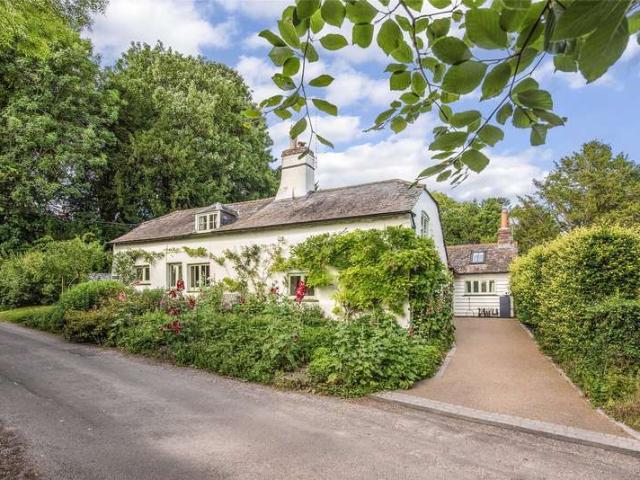 Cottage for sale in Littlecote, West Sussex