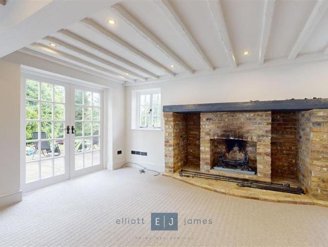 House for rent in Loughton, Epping Forest