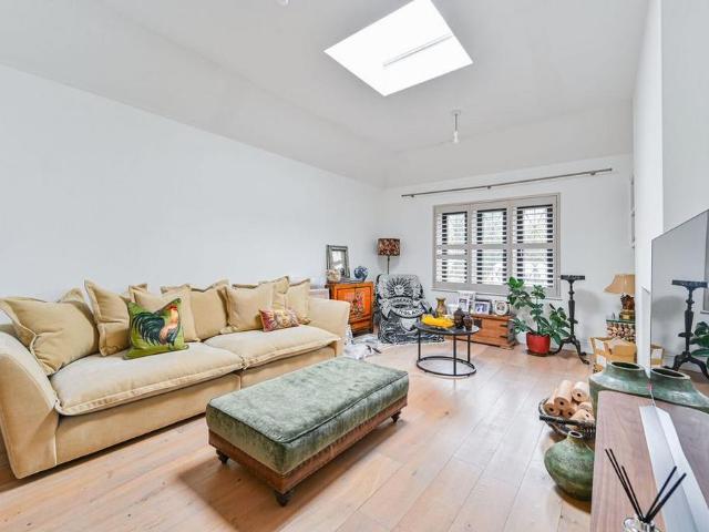 House for rent in Tulse Hill, Greater London