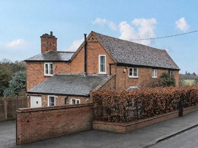 Apartment for rent in Green Close, Warwickshire