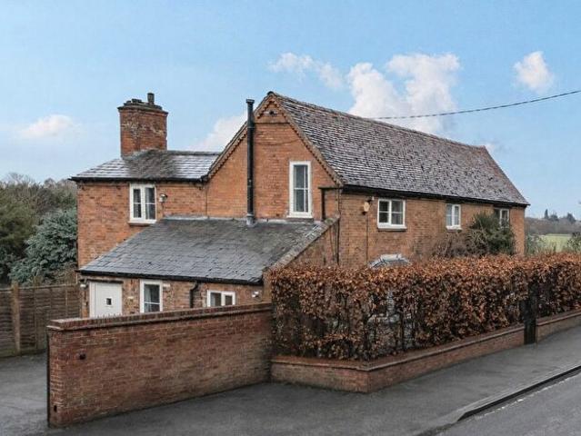 Apartment for rent in Green Close, Warwickshire
