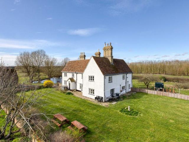 House for sale in Meppershall, Bedfordshire