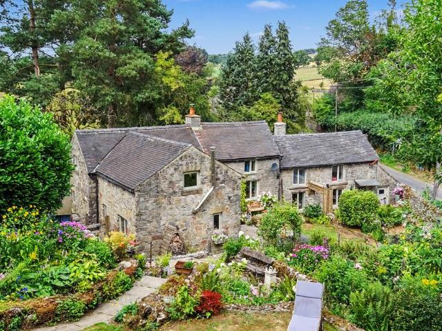House for sale in Kingsley Moor, Staffordshire