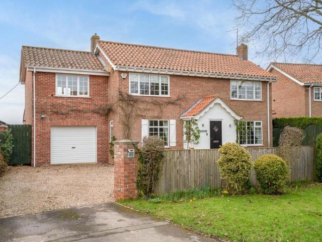 House for sale in Acaster Malbis, York
