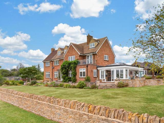 House for sale in South Leigh, Black Bourton